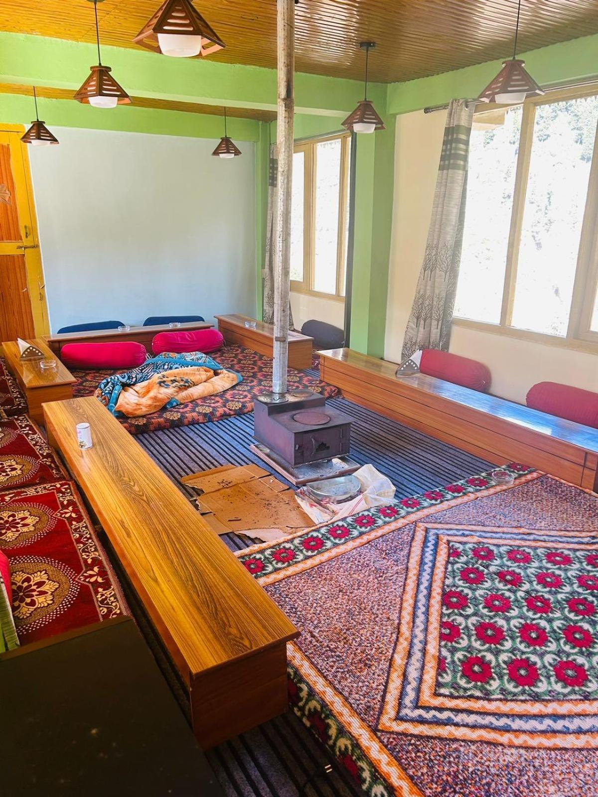 Hotel Tafreegram Kalgha Zewnętrze zdjęcie